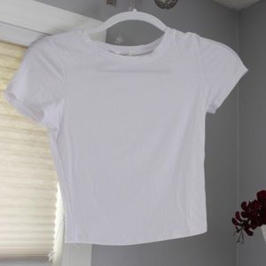 Plain white cropped tshirt